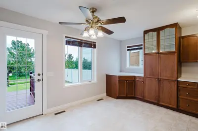 Interior photo 2 of 611 Hooke CO NW