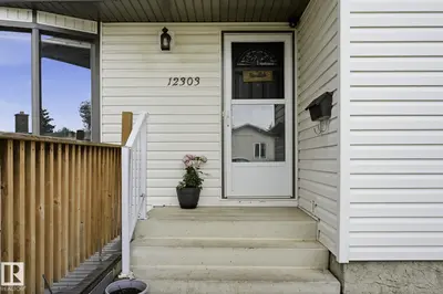 Interior photo 1 of 12303 152C AV NW