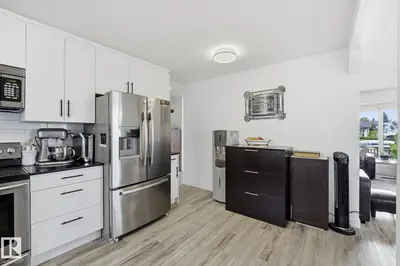Interior photo 3 of 12303 152C AV NW