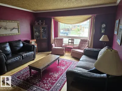 Interior photo 1 of 79 GARIEPY CR NW