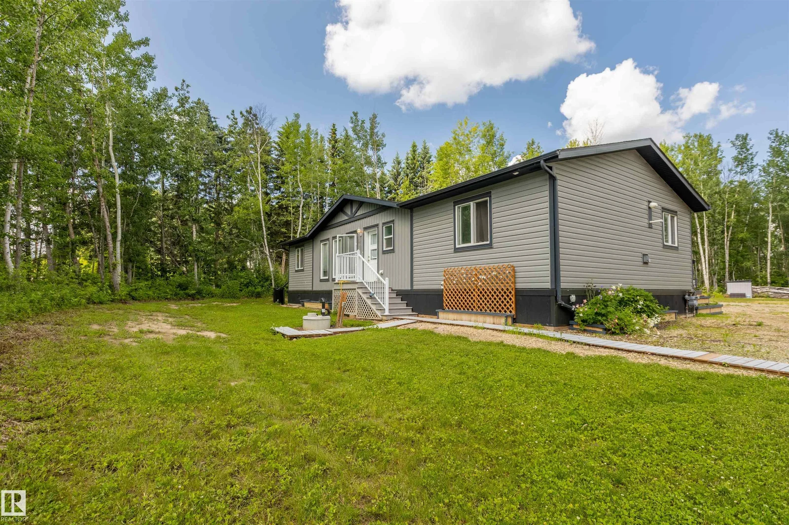 #118 55107 RGE ROAD 33, Rural Lac Ste. Anne County - 3 bedroom Detached Single Family for sale