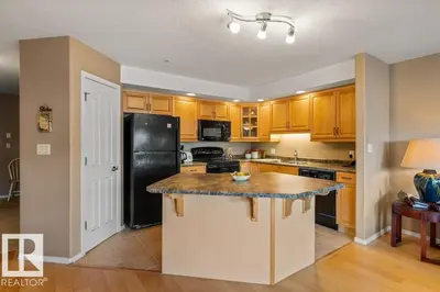 Interior photo 3 of #105 1320 RUTHERFORD RD SW