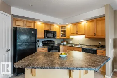 Interior photo 4 of #105 1320 RUTHERFORD RD SW