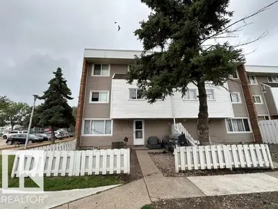 Interior photo 3 of #512 2908 116A AV NW