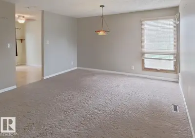 Interior photo 2 of 122 HARRISON DR NW