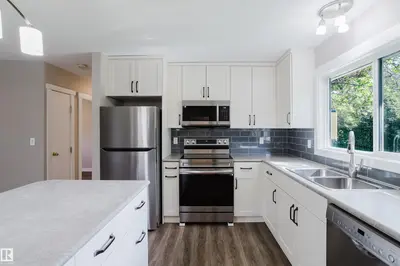 Interior photo 3 of 102 PINE ST