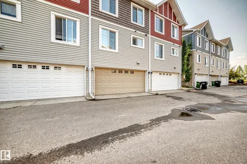 10 415 clareview Rd NW NW NW, Edmonton - $330,000