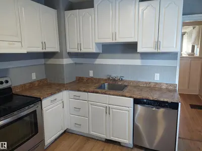 Interior photo 4 of 11238 123 ST NW
