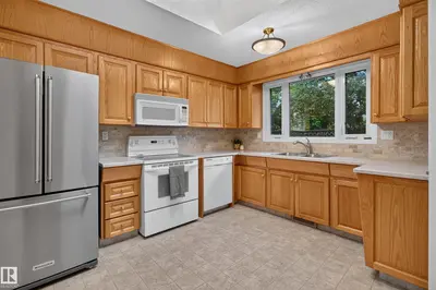 Interior photo 2 of 17603 85 AV NW NW