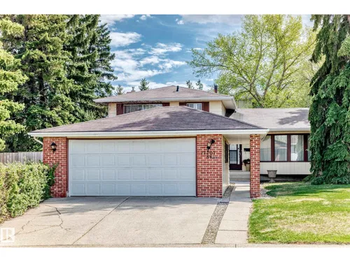 17707 84 AV NW, Edmonton - $485,000