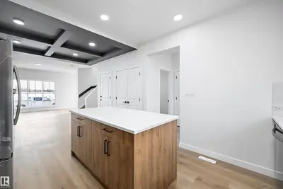 Interior photo 2 of 