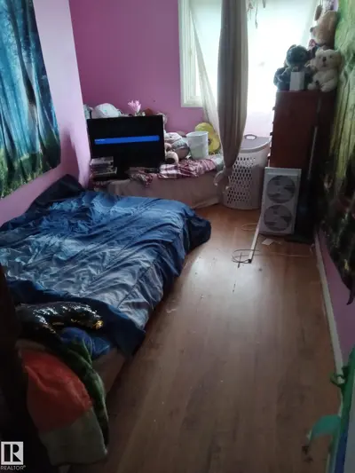 Interior photo 4 of #313 2908 116A AV NW