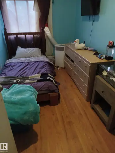 Interior photo 3 of #313 2908 116A AV NW