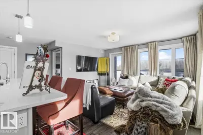 Interior photo 2 of #211 5029 EDGEMONT BV NW