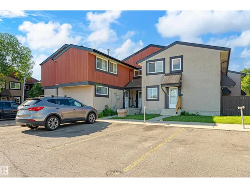 18217 84 AV NW NW, Edmonton - $299,000