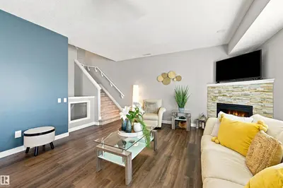 Interior photo 2 of #117 7293 SOUTH TERWILLEGAR DR NW