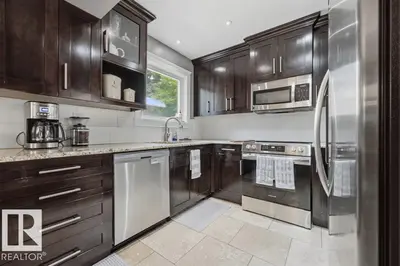 Interior photo 3 of 10321 137 ST NW