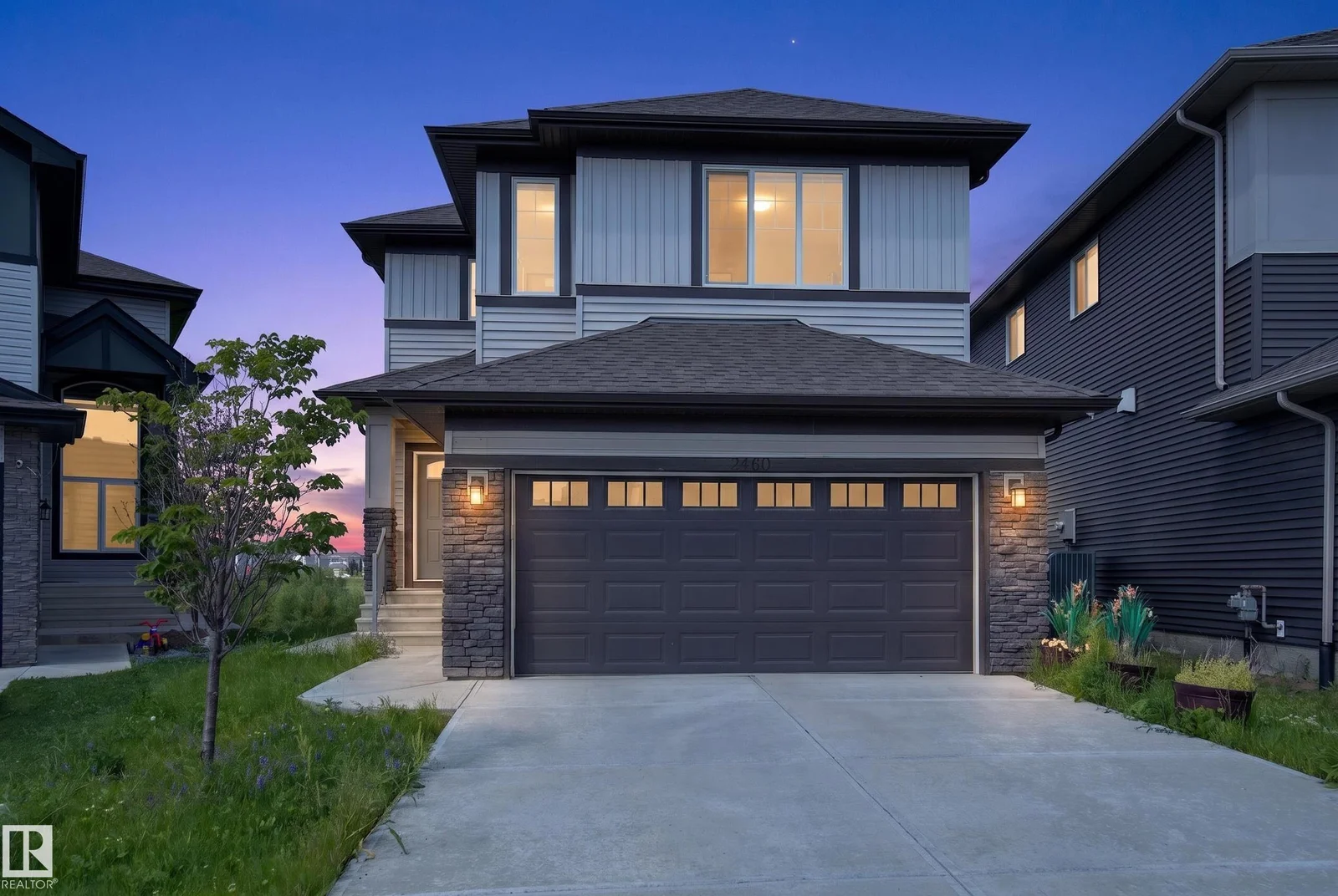 2460 15 AV NW, Edmonton - 5 bedroom Residential Attached for sale