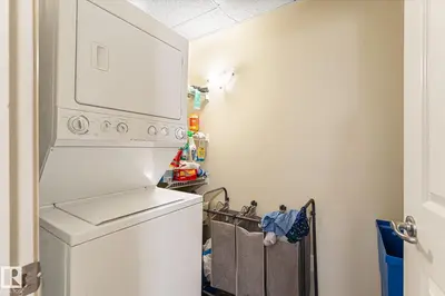 Interior photo 3 of #402 10121 80 AV NW