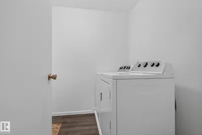 Interior photo 4 of 2908 116A AV NW