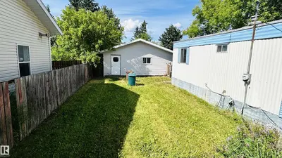 Interior photo 1 of 4903 48 AV