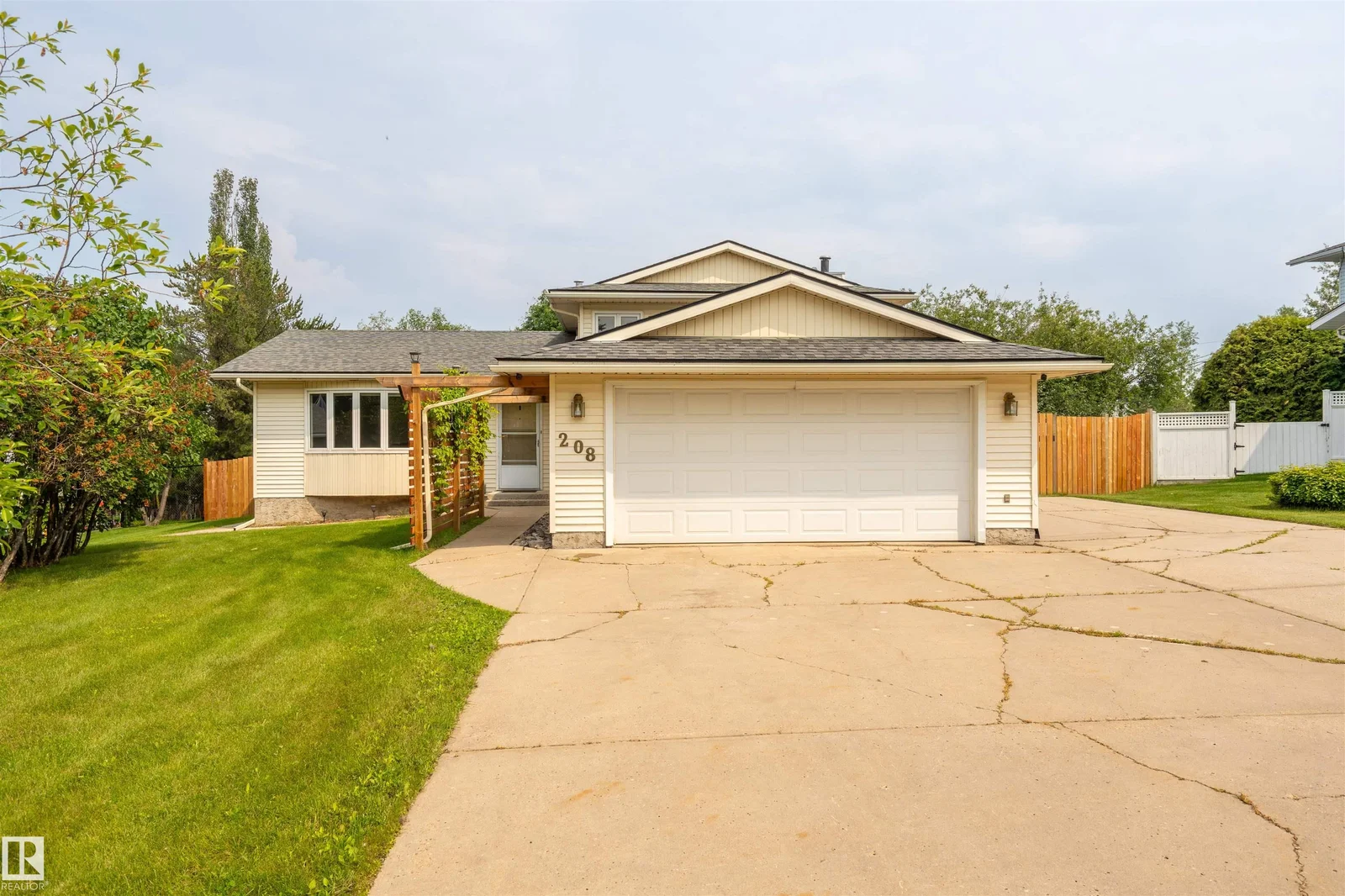 208 18 ST, Cold Lake - 4 bedroom Detached Single Family for sale