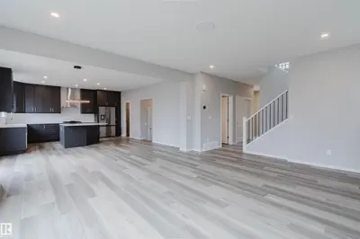 Interior photo 3 of 1523 206 ST NW
