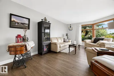 Interior photo 2 of 12327 43 ST NW