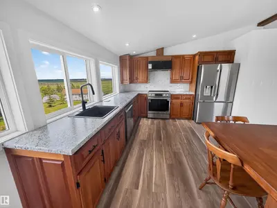 Interior photo 4 of 55301 Range Road 272