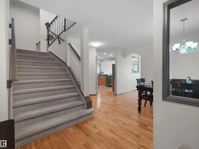 Interior photo 4 of 1025 GRAHAM CO NW