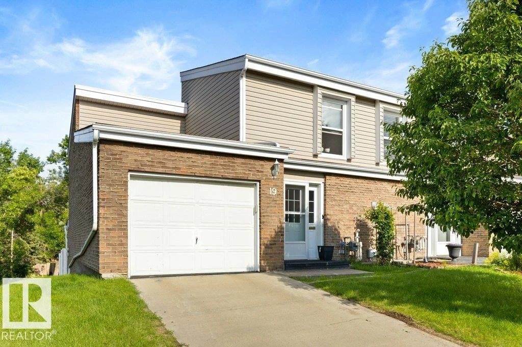 19 GRANDVIEW RG, St. Albert - 3 bedroom Townhouse for sale