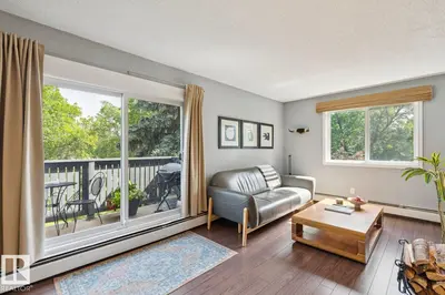 Interior photo 2 of #303 10838 108 ST NW