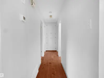 Interior photo 4 of 13615 136A AV NW