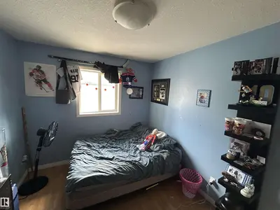 Interior photo 3 of 17 WILLOWBY CL
