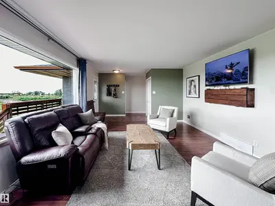 Interior photo 4 of 55310 RGE ROAD 261