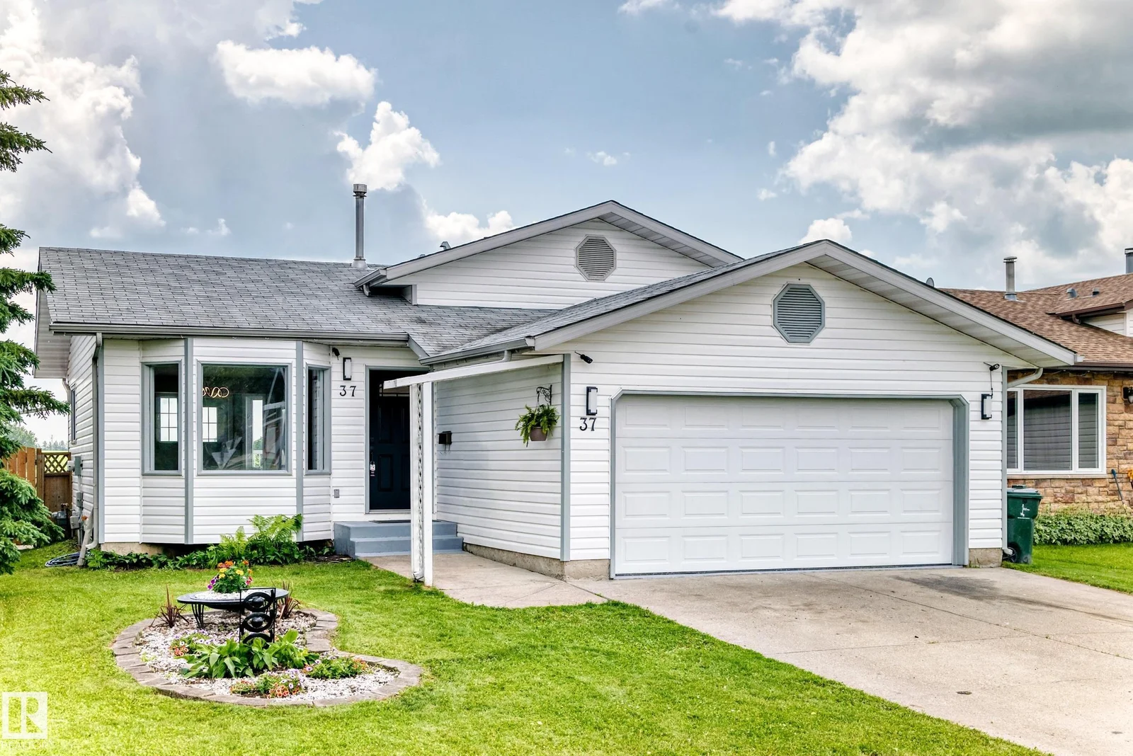37 GLENWOOD CR, Stony Plain - 5 bedroom Detached Single Family for sale