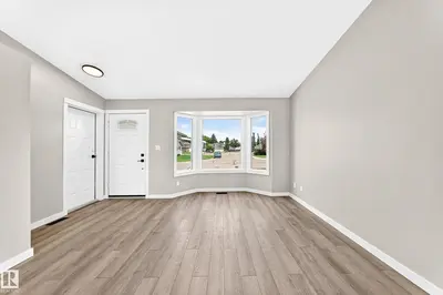 Interior photo 4 of 37 GLENWOOD CR