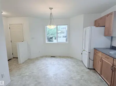 Interior photo 3 of 1920 37 AV NW