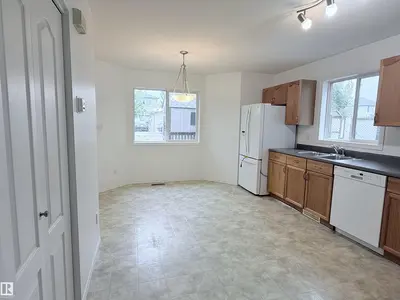 Interior photo 2 of 1920 37 AV NW