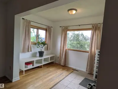 Interior photo 1 of 4806 50 AV