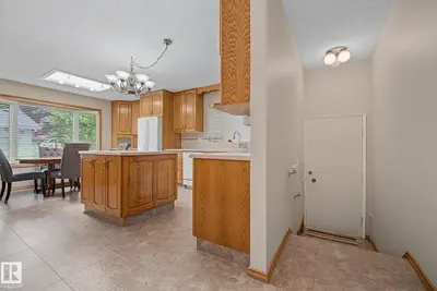 Interior photo 3 of 14703 65 ST NW NW