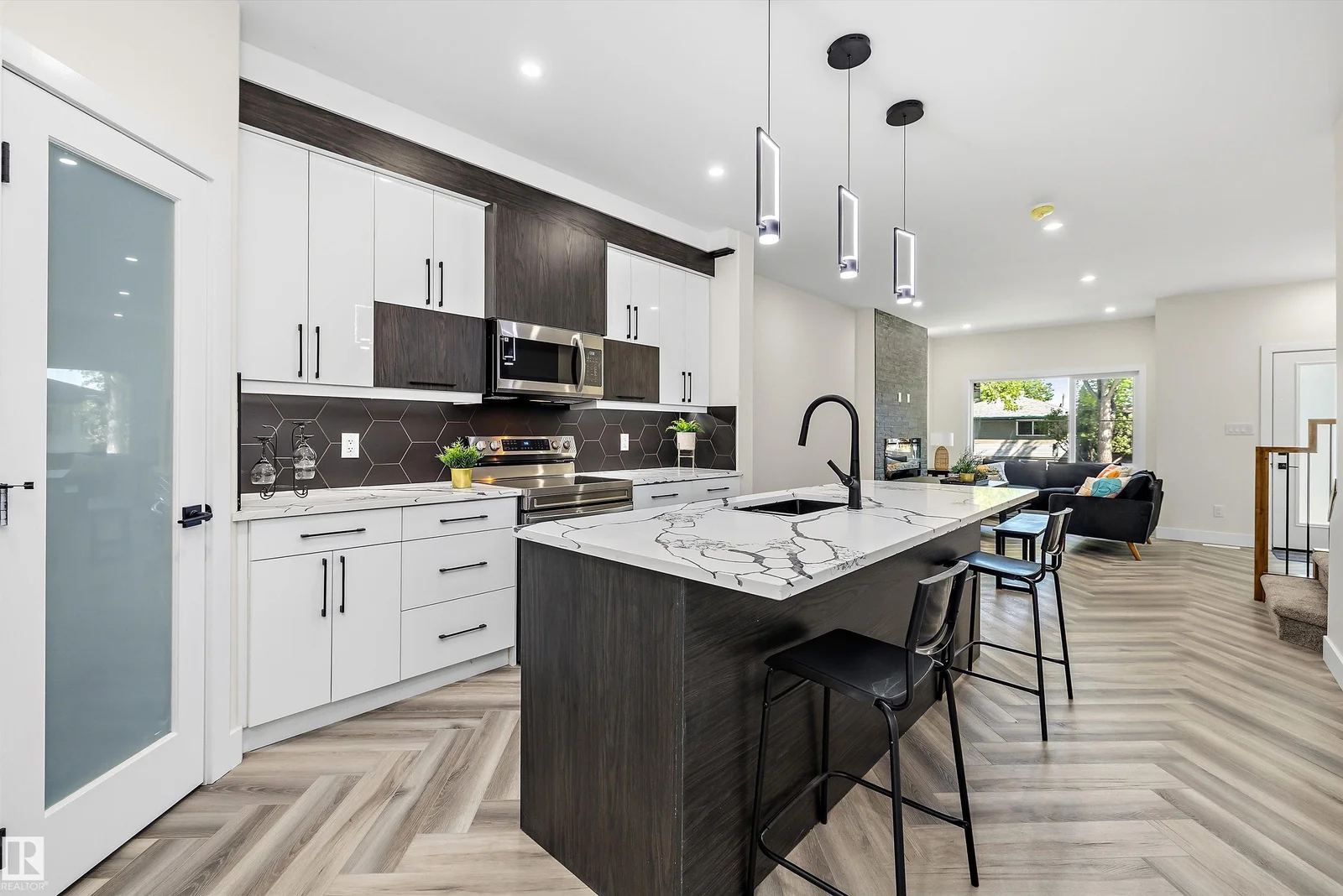 8319 81 AV NW NW, Edmonton - 1 bedroom Duplex for sale