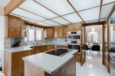 Interior photo 4 of 74 23248 TWP ROAD 522