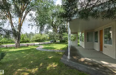 Interior photo 2 of 7415 SASKATCHEWAN DR NW