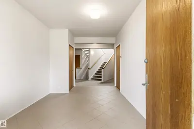 Interior photo 4 of 7415 SASKATCHEWAN DR NW