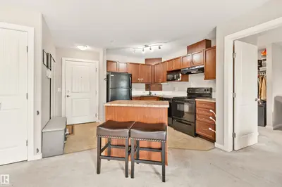Interior photo 4 of #209 240 SPRUCE RIDGE RD