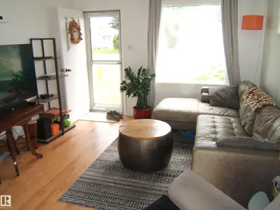 Interior photo 3 of 5530 50 ST