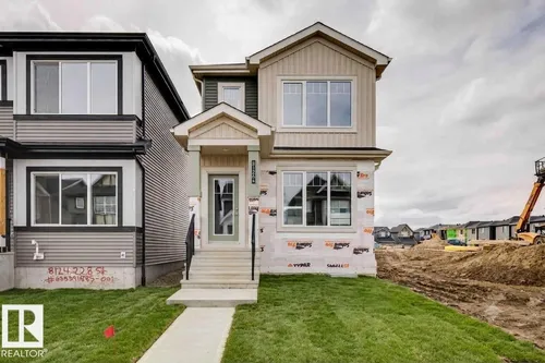 8128 228 ST NW, Edmonton - $459,900