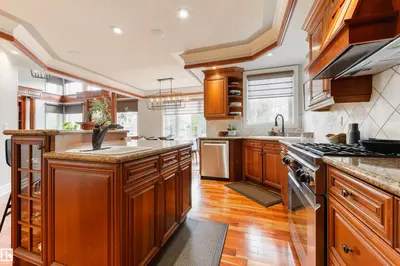 Interior photo 2 of 727 HETU LN NW
