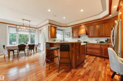 Interior photo 4 of 727 HETU LN NW